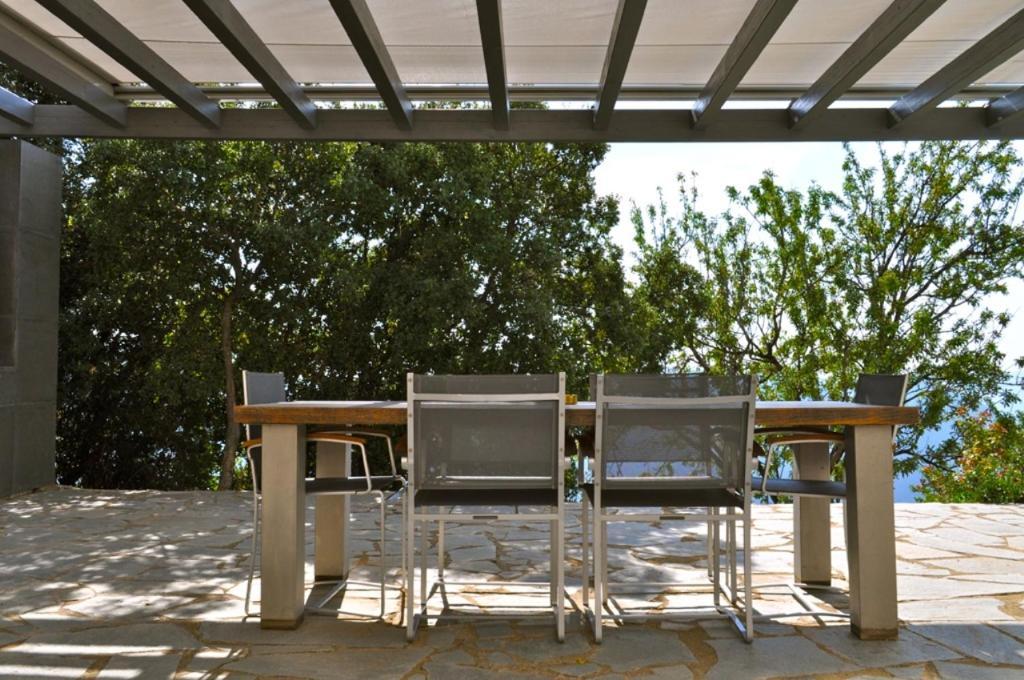 Elafivolia Arachova Suites Eksteriør bilde