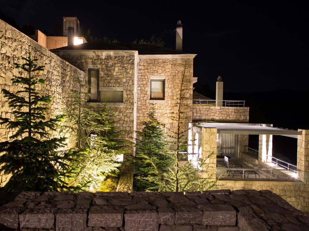 Elafivolia Arachova Suites Eksteriør bilde