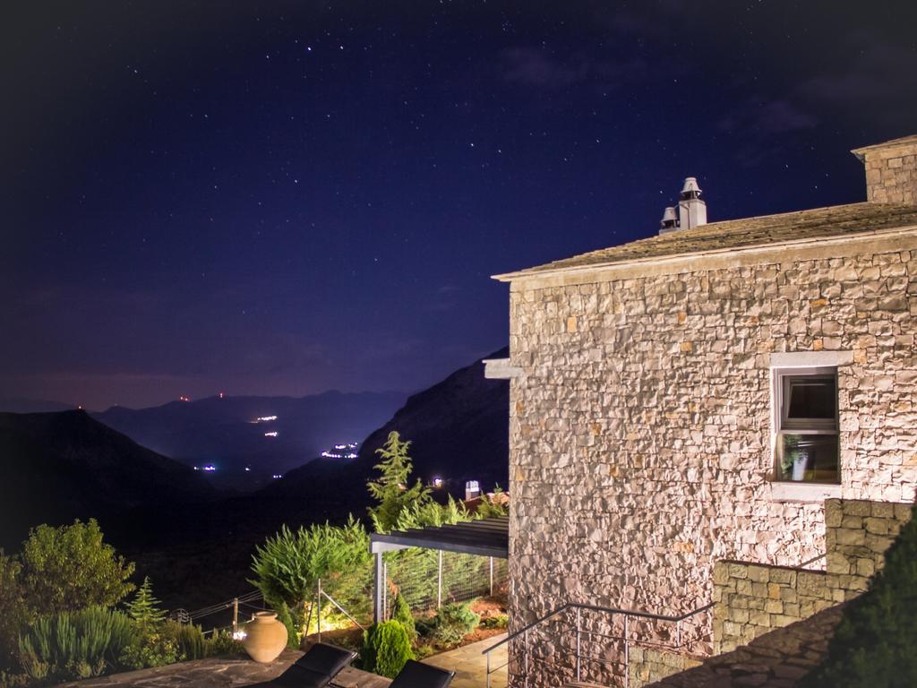Elafivolia Arachova Suites Eksteriør bilde