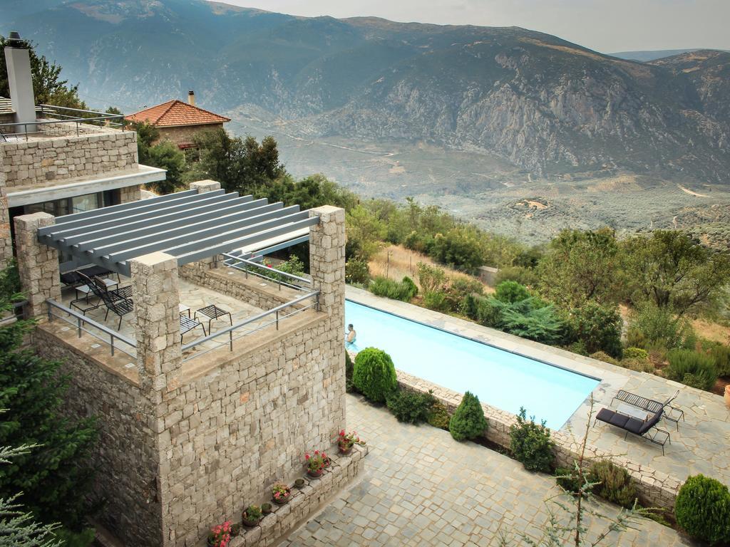 Elafivolia Arachova Suites Eksteriør bilde