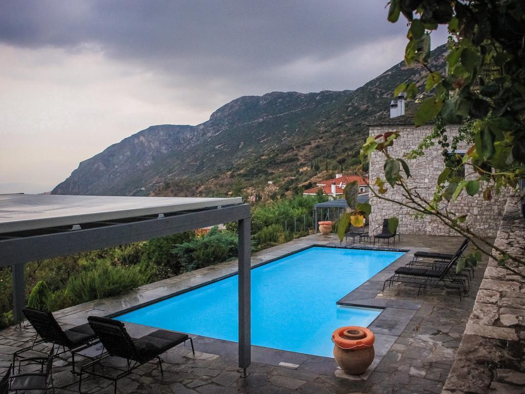 Elafivolia Arachova Suites Eksteriør bilde